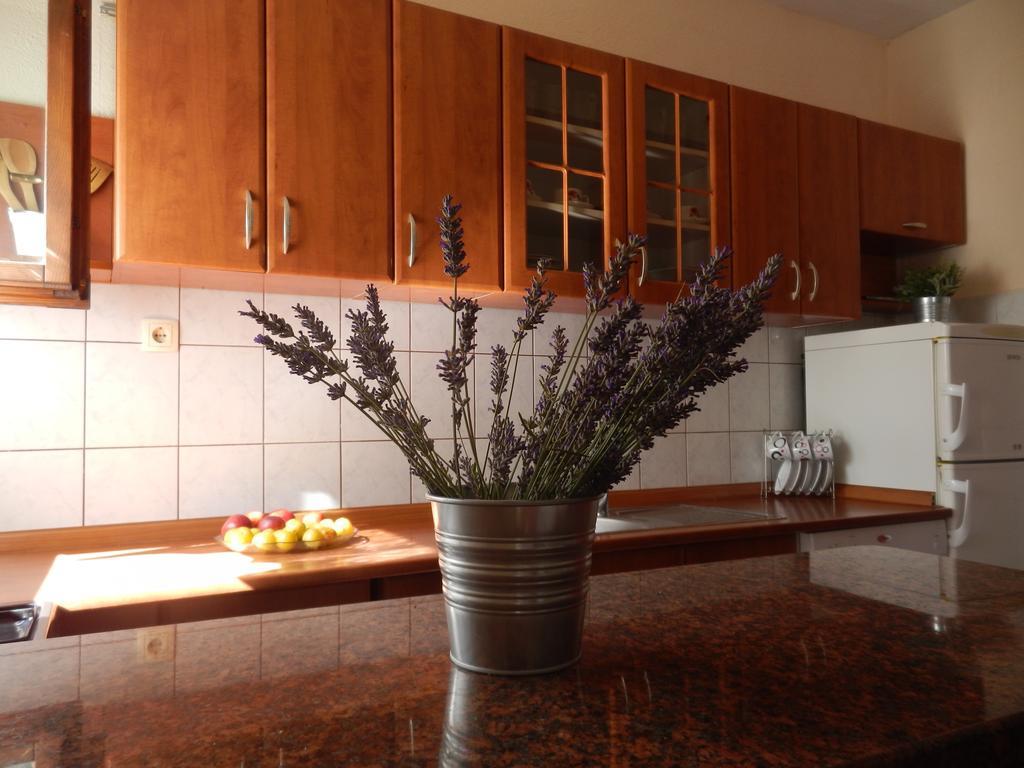 Guesthouse Aria Τρογκίρ Δωμάτιο φωτογραφία