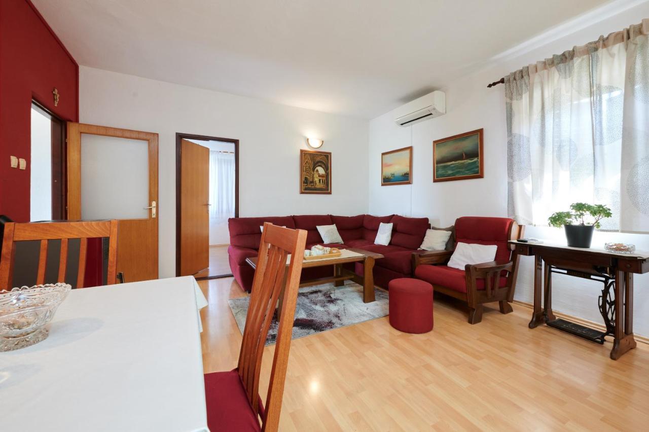 Guesthouse Aria Τρογκίρ Εξωτερικό φωτογραφία